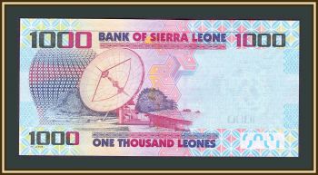 - 1000  2013 P-30 (30b) UNC