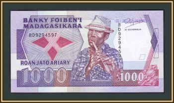  1000  1988 P-72 (72b) UNC