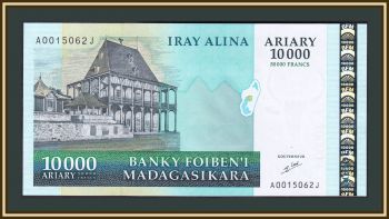  10000  2003 P-85 UNC