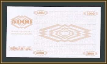    5000  1992 P-9 UNC