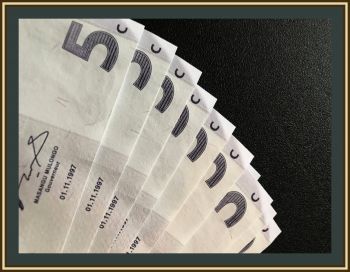   5  1997 P-81 (81a) UNC