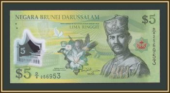  5  2011 P-36 UNC