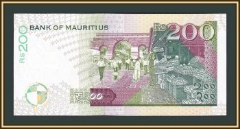  200  1998 P-45 UNC