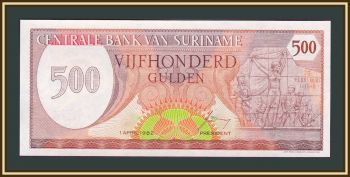  500  1982 P-129 UNC